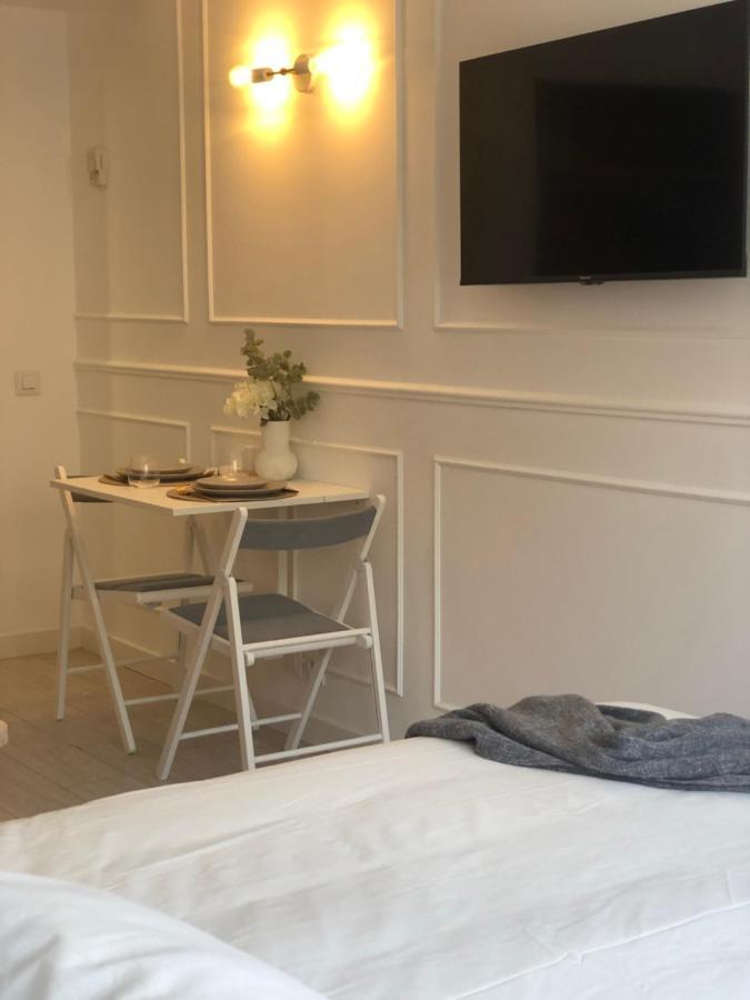 Luxury Studio Retiro Park & Prado Museum Madrid Exterior photo